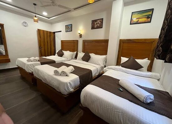 4 Beded Non AC